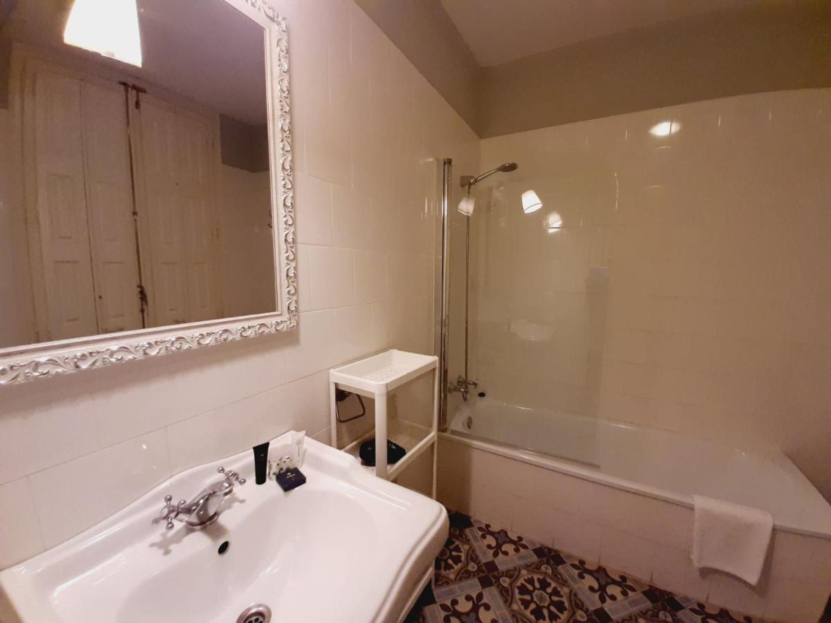 Lumine Luxury Suites By Gaiarooms Βαρκελώνη Εξωτερικό φωτογραφία